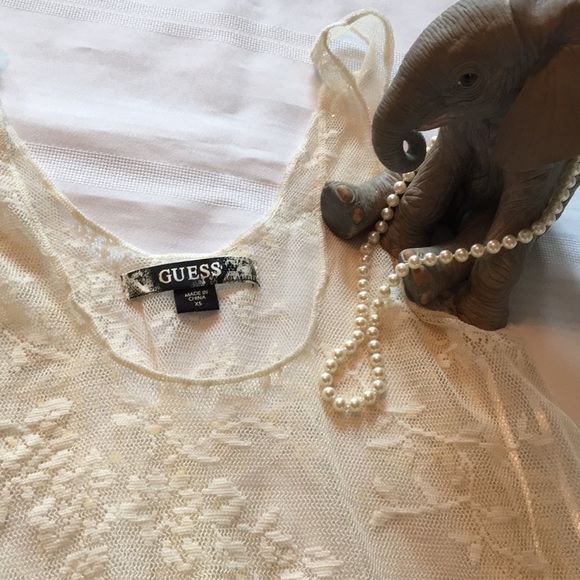 โก๏ธ2/$20!!! Guess shiny party top ๐ - Picture 2 of 3